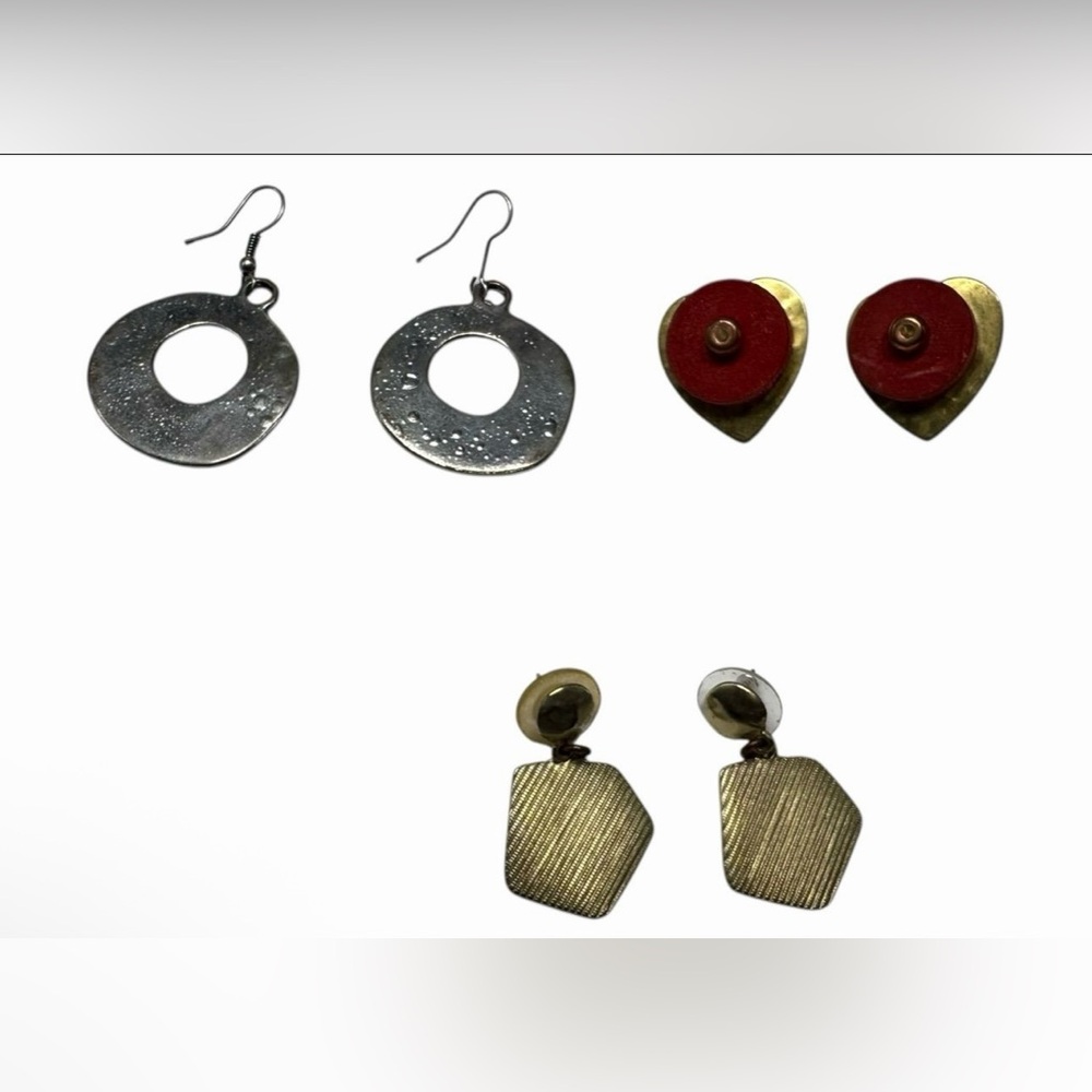 3 pairs Vintage Earrings - Hammered Metal/Heart/Silvertone discs
